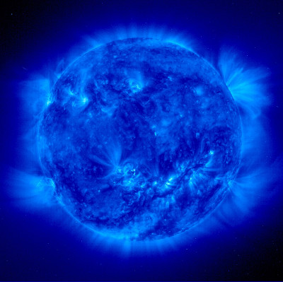 Image of the sun taken at x-ray wavelengths